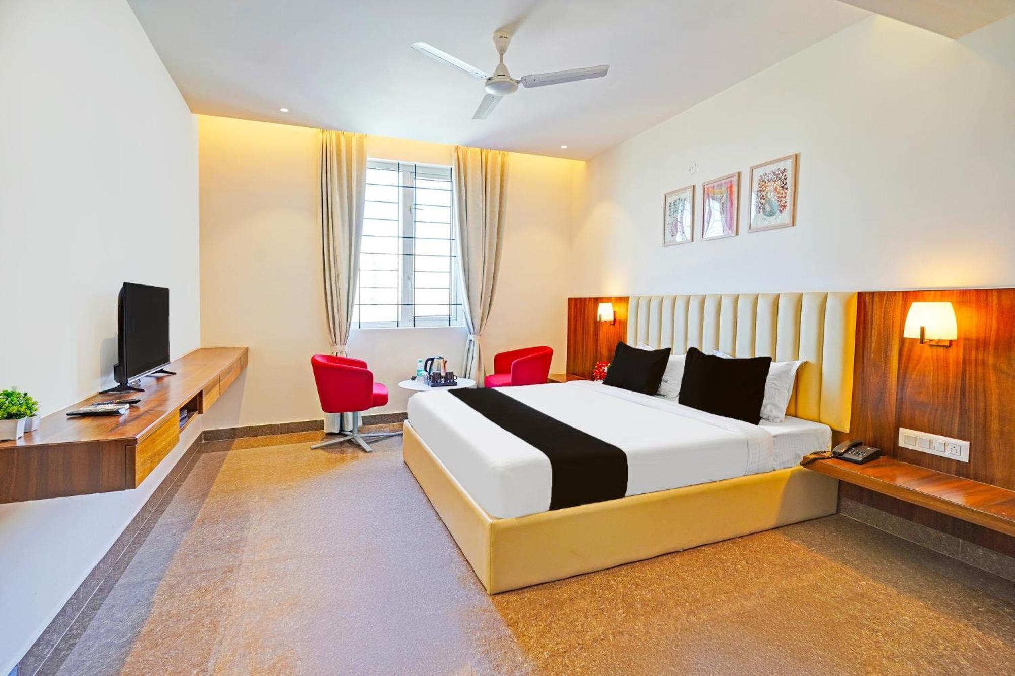 Super Townhouse Oak Electronic City Formerly Hotel Trubell Kammasandra Εξωτερικό φωτογραφία