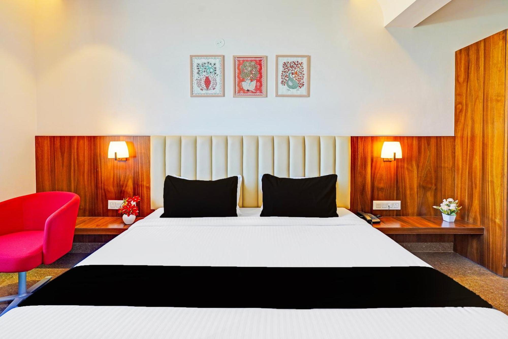 Super Townhouse Oak Electronic City Formerly Hotel Trubell Kammasandra Εξωτερικό φωτογραφία