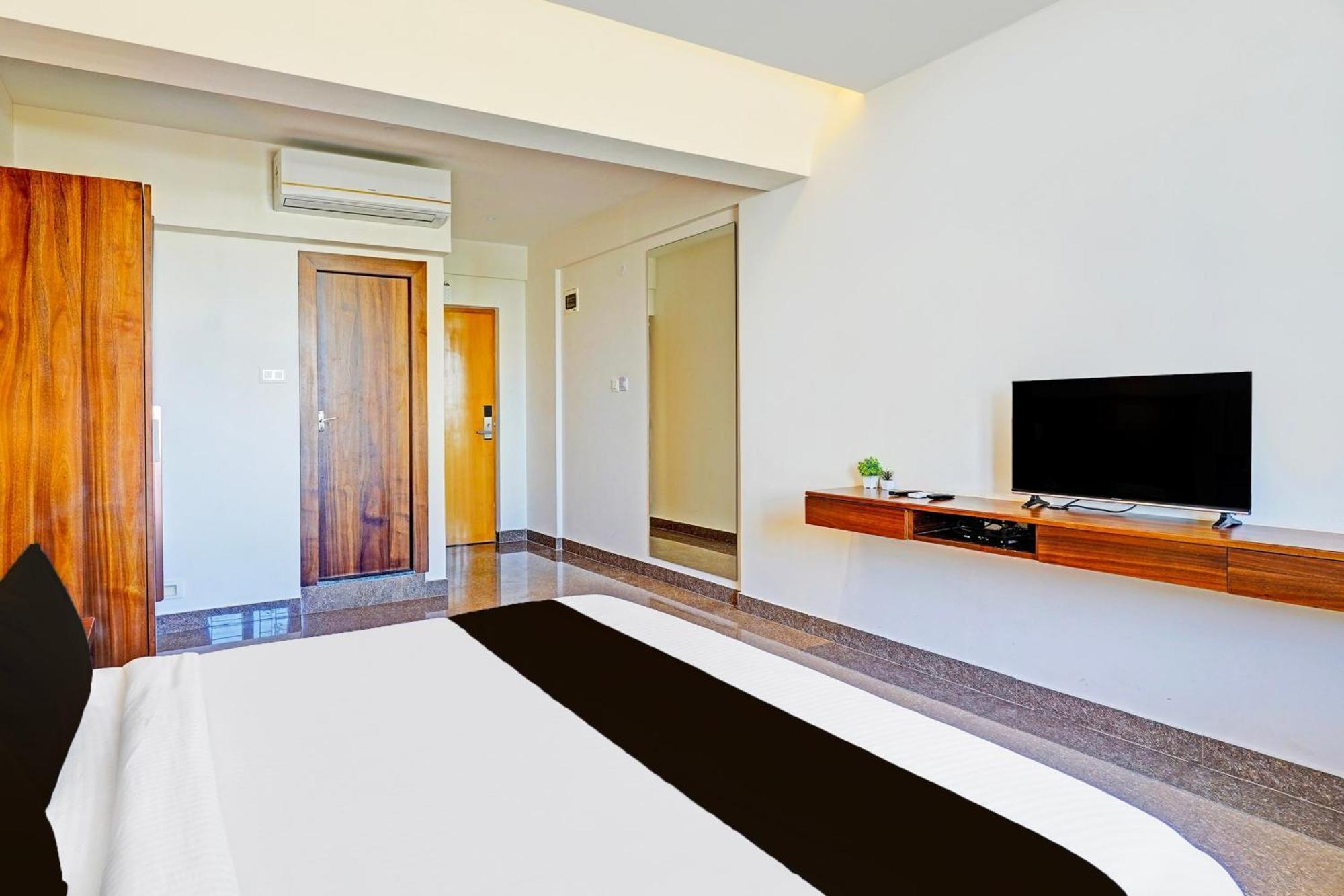 Super Townhouse Oak Electronic City Formerly Hotel Trubell Kammasandra Εξωτερικό φωτογραφία
